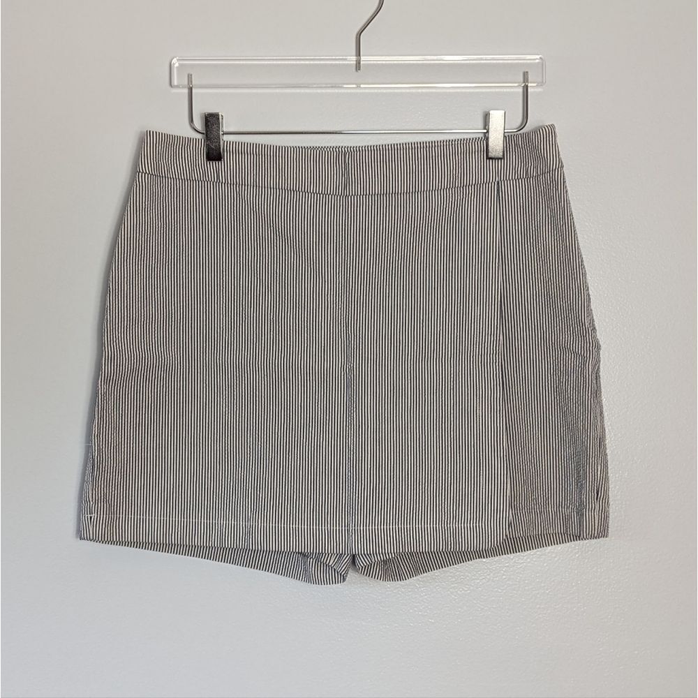 Talbots Seersucker Shorts Skort Women's 12 Blue White